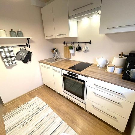 Keskuse Apartment With A Balcony Haapsalu Ngoại thất bức ảnh
