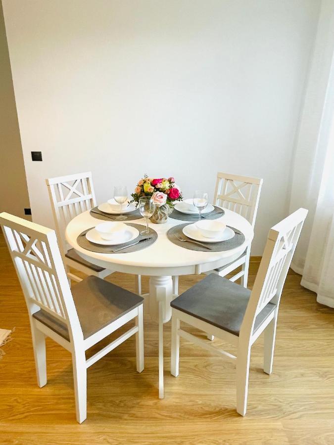Keskuse Apartment With A Balcony Haapsalu Ngoại thất bức ảnh